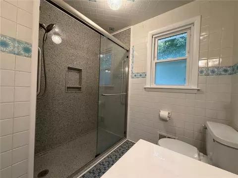 80 Downsview Dr, Gates, NY 14606 photo 12