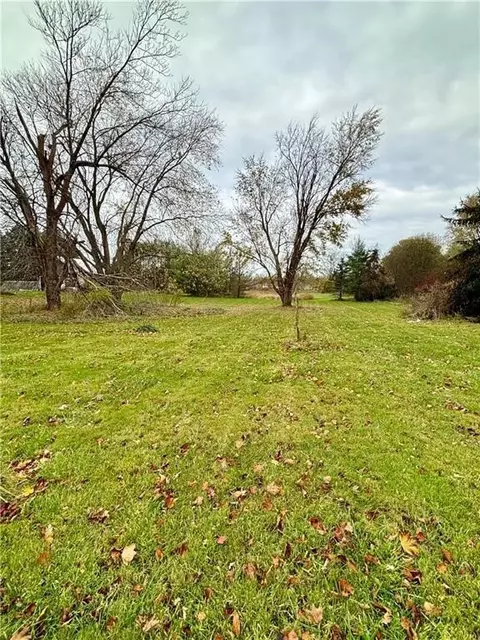 1048 Hamlin Center Rd, Hamlin, NY 14464
