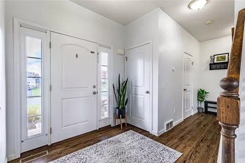 Entry Way - 242 Woodsview Dr, Webster, NY 14580 photo 1 of 3
