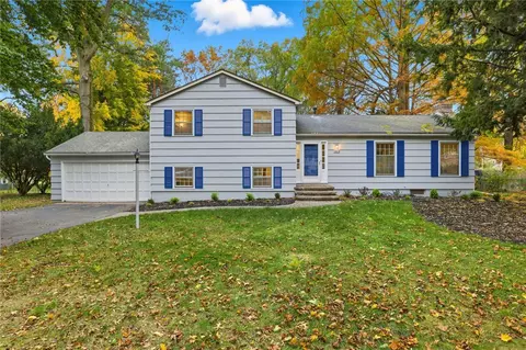 343 East St, Pittsford, NY 14534