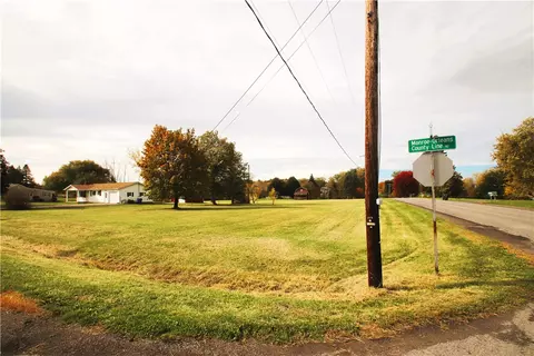3947 County Line Rd, Murray, NY 14420