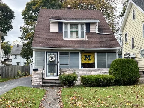 39 Maxwell Ave, Rochester, NY 14619
