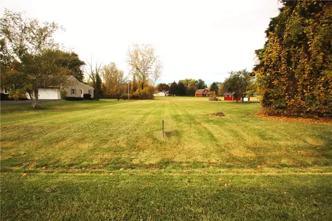 3965 County Line Rd, Murray, NY 14470