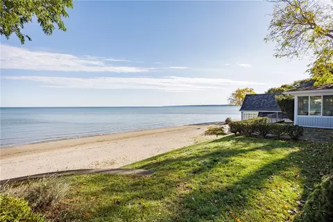 Exterior - 314 Rock Beach Rd, Irondequoit, NY 14617 photo 2 of 8