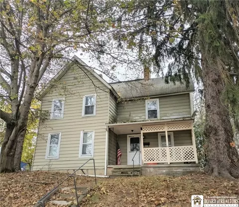 352 S Main St, Jamestown, NY 14701