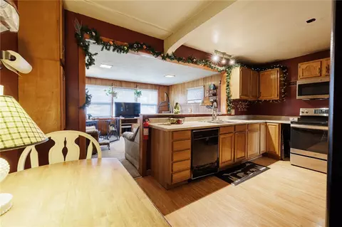 264 Heberle Rd, Irondequoit, NY 14609 photo 8