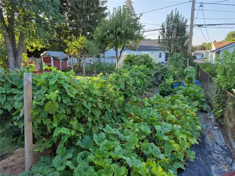 264 Heberle Rd, Irondequoit, NY 14609 photo 30