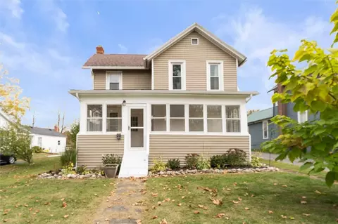 14 North St, Le Roy, NY 14482