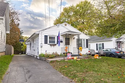 416 W Spruce St, East Rochester, NY 14445