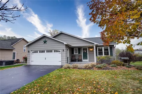 179 Cave Holw, West Henrietta, NY 14586