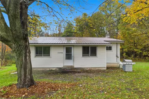 13195 Cotten Rd, Savannah, NY 13146