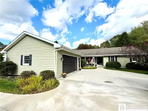 335 Chestnut St, Pomfret, NY 14063