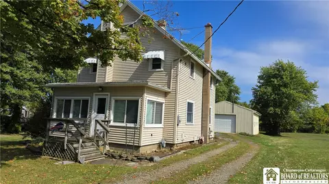 45 Bird St, Westfield, NY 14787