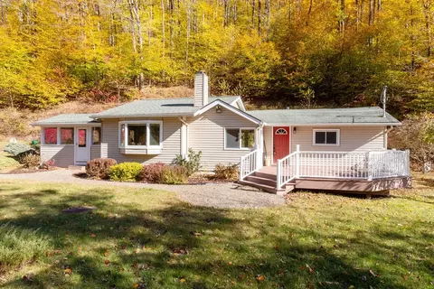 230 Mckenley Hollow Rd, Shandaken, NY 12480