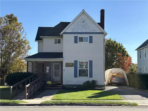 22 Hemlock Ave, Kane, PA 16735