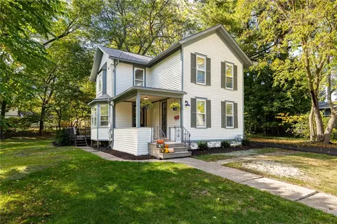 75 South St, Pittsford, NY 14534
