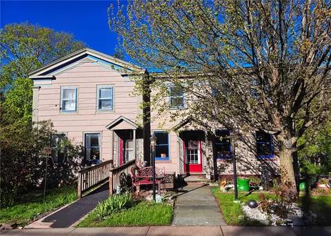 39 Delaware Ave, Andes, NY 13731