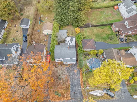 View/Area - 90 Durand Dr, Irondequoit, NY 14622 photo 2 of 2