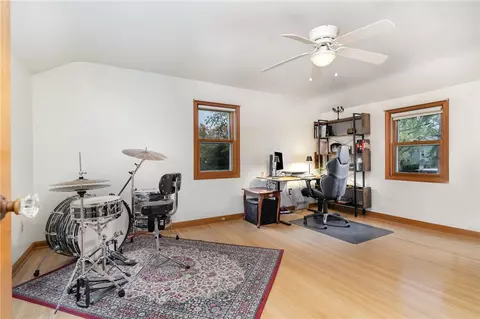 Bedroom - 90 Durand Dr, Irondequoit, NY 14622 photo 4 of 4