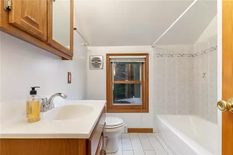 Bath - 90 Durand Dr, Irondequoit, NY 14622 photo 1 of 1