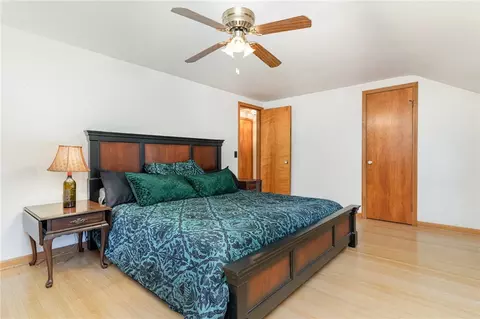 Bedroom - 90 Durand Dr, Irondequoit, NY 14622 photo 2 of 4
