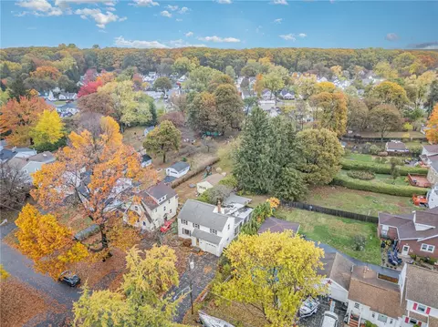 View/Area - 90 Durand Dr, Irondequoit, NY 14622 photo 1 of 2