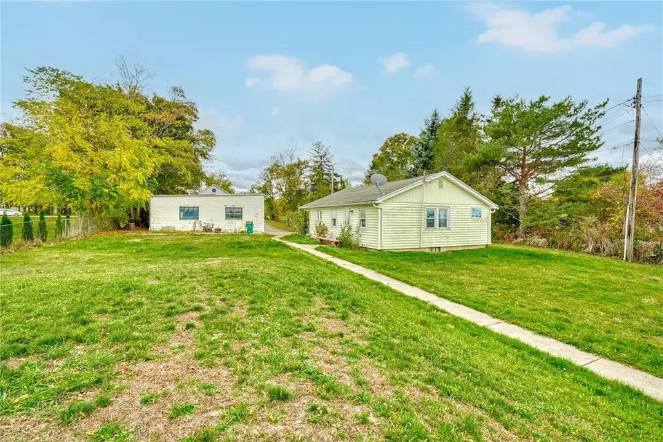 900 Lake Rd #902-904, Webster, NY 14580 | MLS# R1647404 | 50 Photos ...