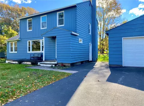 439 Holley St, Sweden, NY 14420