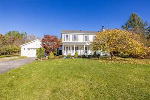 5184 Foster Rd, Canandaigua, NY 14424