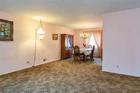 5 Eileen Cir, Greece, NY 14616 photo 16