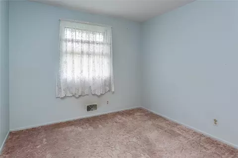 5 Eileen Cir, Greece, NY 14616 photo 29