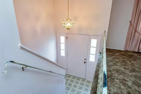 5 Eileen Cir, Greece, NY 14616 photo 10