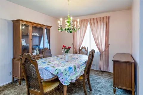 5 Eileen Cir, Greece, NY 14616 photo 17