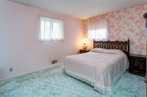 5 Eileen Cir, Greece, NY 14616 photo 23