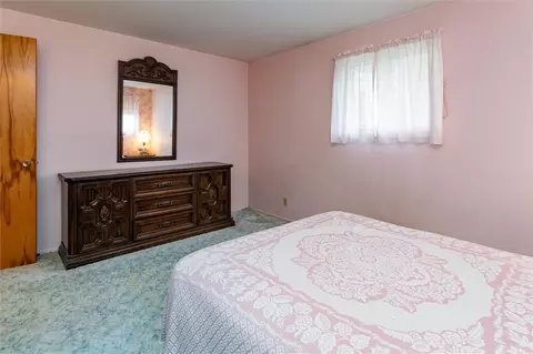 5 Eileen Cir, Greece, NY 14616 photo 26