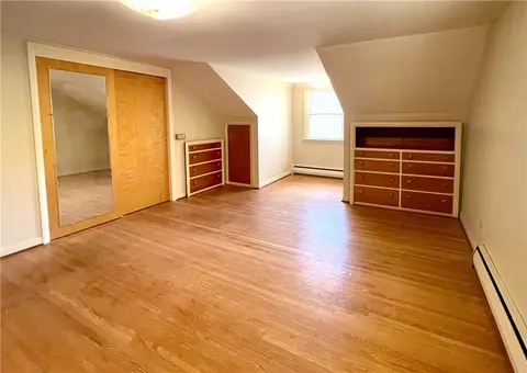 Bedroom - 1045 Shoemaker Rd, Webster, NY 14580 photo 4 of 6