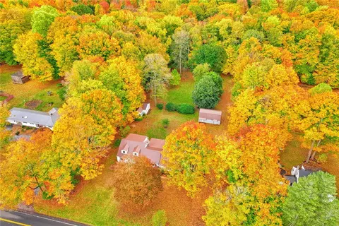 View/Area - 1045 Shoemaker Rd, Webster, NY 14580 photo 5 of 6