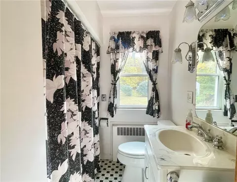 Bath - 1045 Shoemaker Rd, Webster, NY 14580 photo 1 of 1