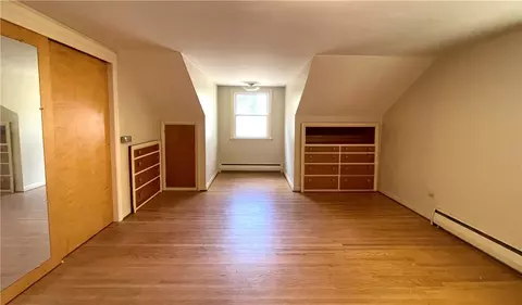 Bedroom - 1045 Shoemaker Rd, Webster, NY 14580 photo 5 of 6