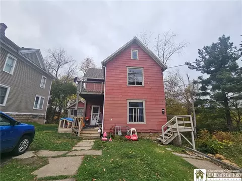 317 N 6th St, Olean, NY 14760