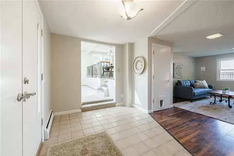 8 Flagstaff Dr, Irondequoit, NY 14622 photo 6
