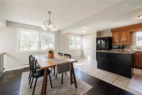 8 Flagstaff Dr, Irondequoit, NY 14622 photo 13