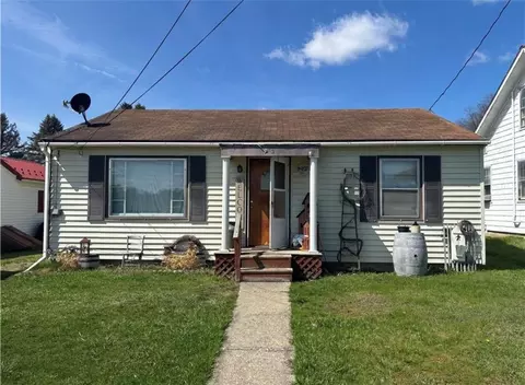 902 Sebring Ave, Southport, NY 14871