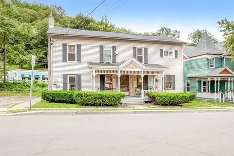 26 William St, Urbana, NY 14840