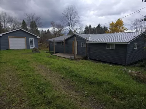 110 Pratt Ln, Oxford, NY 13830