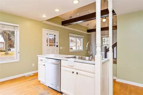 227 Walzer Rd, Irondequoit, NY 14622 photo 16