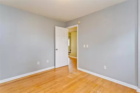 227 Walzer Rd, Irondequoit, NY 14622 photo 20