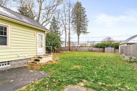 227 Walzer Rd, Irondequoit, NY 14622 photo 40