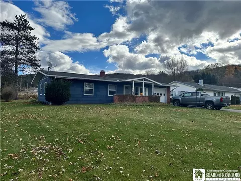 97 Williams Ave, Wellsville, NY 14895