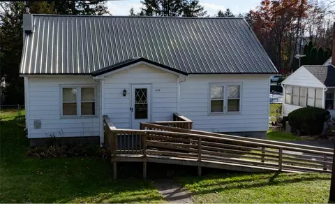 809 Chamberlain St, Southport, NY 14904